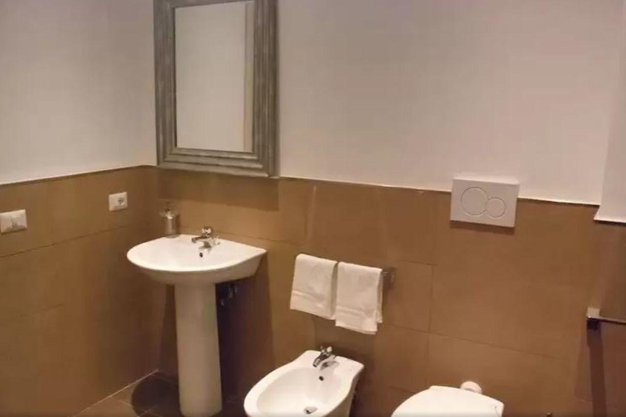Villino Pasqui Apartment Lido di Ostia Luaran gambar
